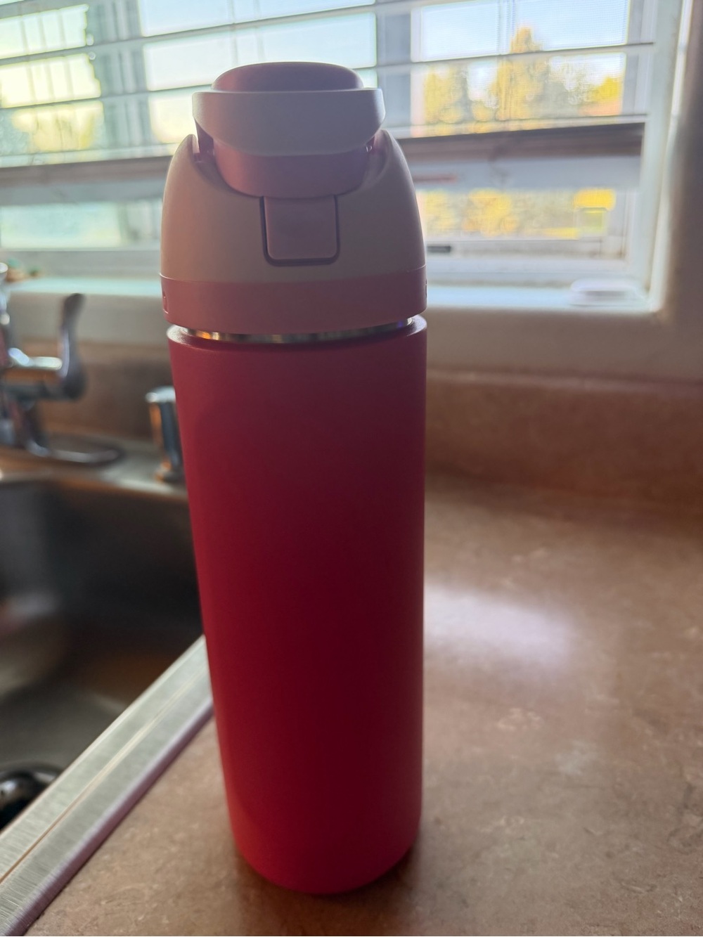 Starbucks-Owala Flip-Cap Tumbler light/dark pink
